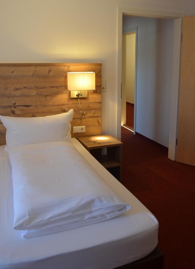 Hotel Zum Goldenen Mann Rastatt Exteriör bild